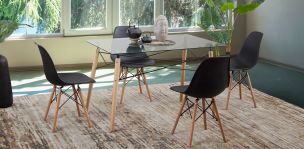 Comedor Rectangular Atlas In Natural con 4 Sillas Negro